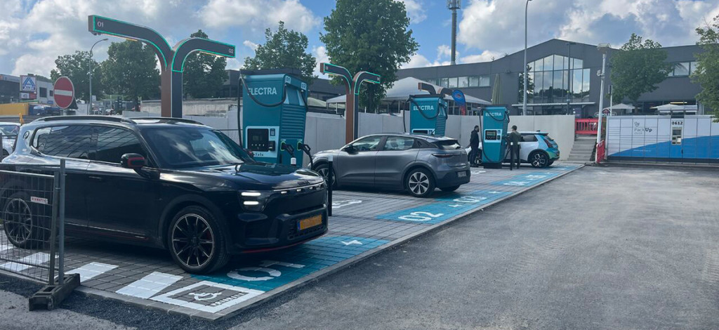 Une nouvelle station de recharge ultra-rapide à Langwies 1